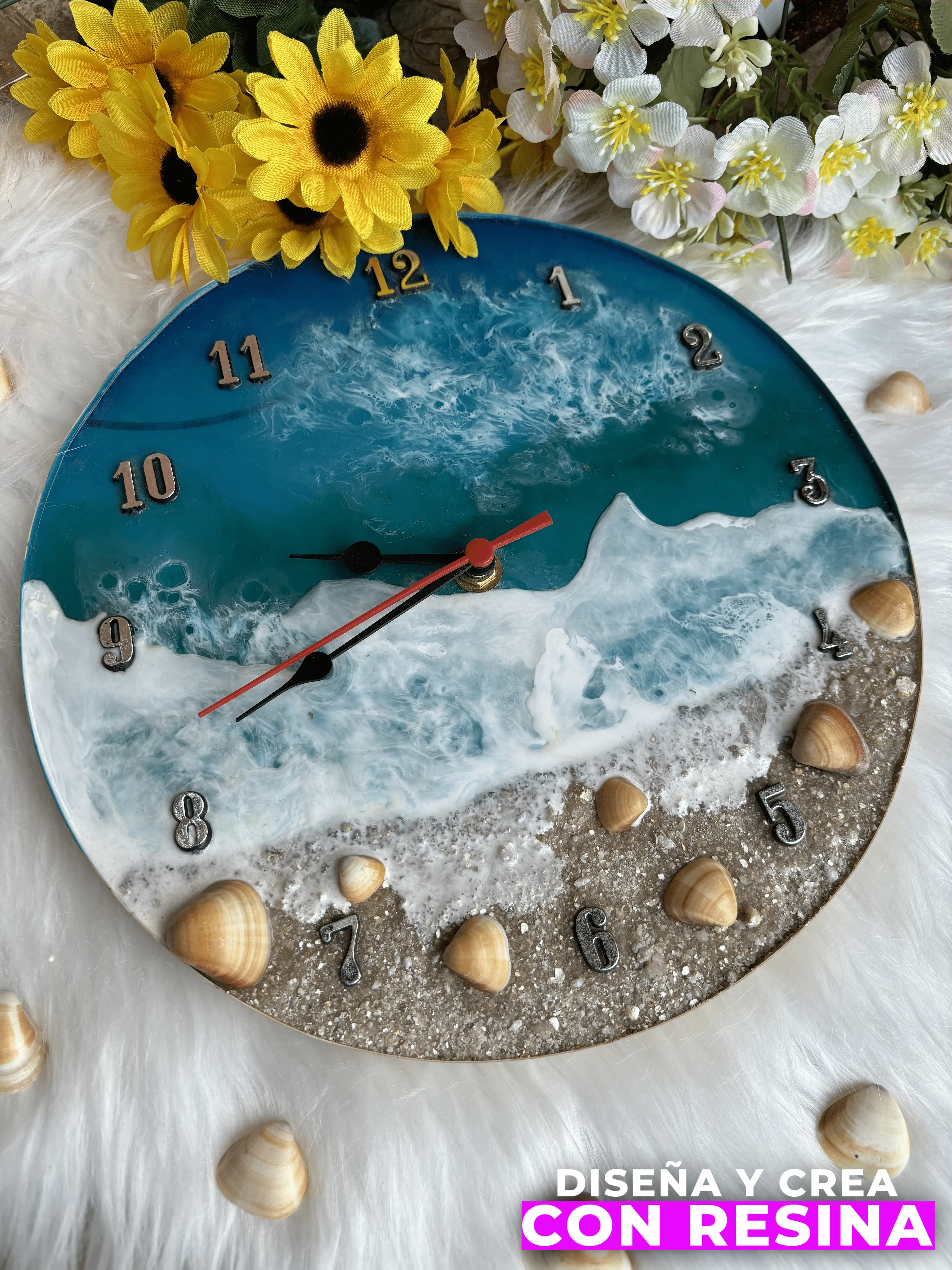 Reloj de resina con efecto oceánico